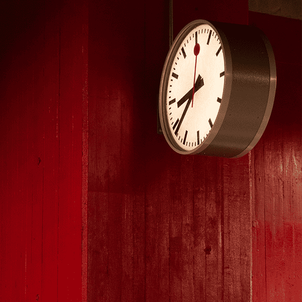 Swiss railway clocks for Ñuñoa