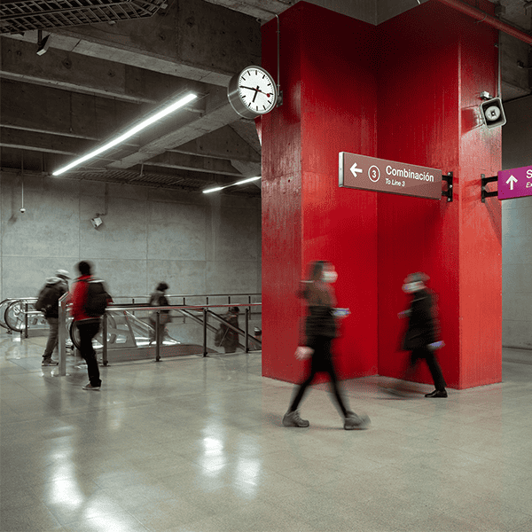 Ñuñoa - swiss railway clock