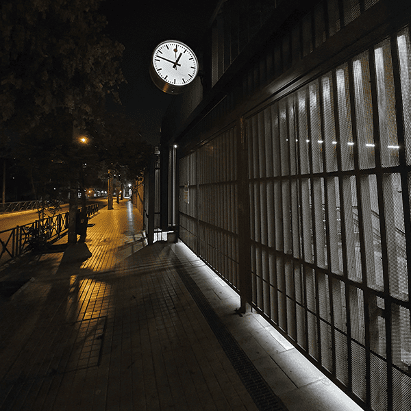 Swiss railway clocks for Ñuñoa