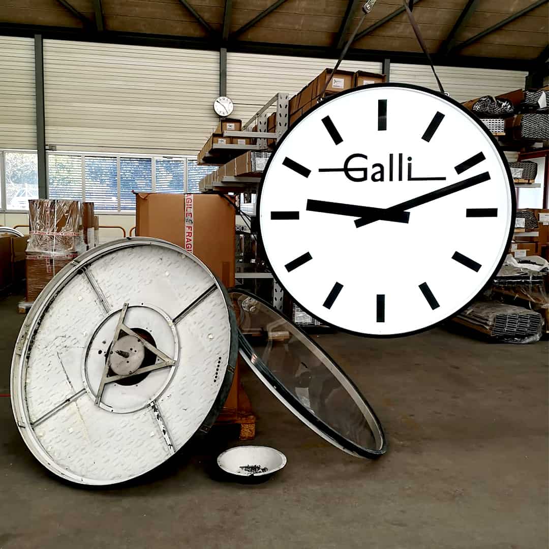 Synchronized time at Galli Uhren Bijouterie AG in Zurich!