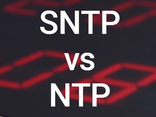 Image à contraste élevé intitulée « SNTP vs NTP »