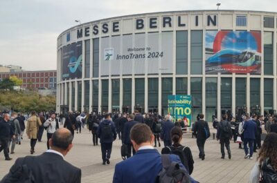 Vue de face du bâtiment InnoTrans 2024