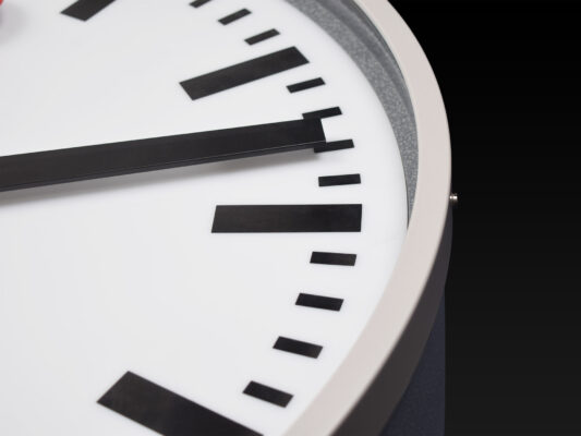 Metro analogue outdoor clockMetro analogue outdoor clock
